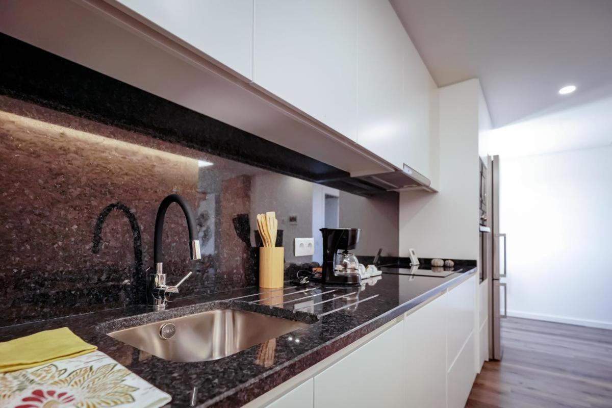 Appartamento Rb Ganfei House Valenca Esterno foto